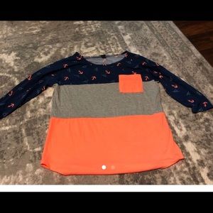 Three quarter length sleeve shirt